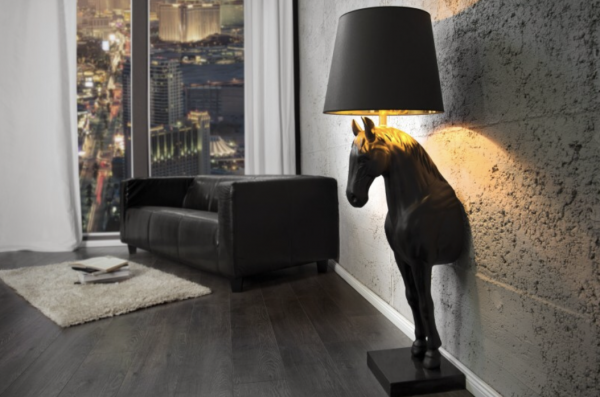 Stehlampe Black Horse